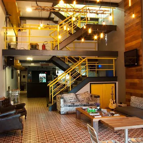 Cla Destinos Hostel